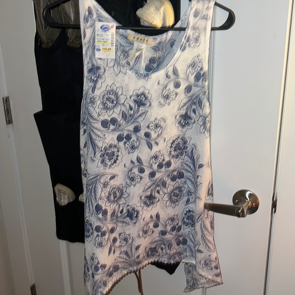 Women’s sleeveless blouse Agate size medium